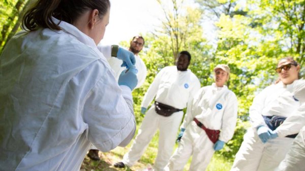 VECTOR Library launches to strengthen response to vector-borne disease threats | Penn State University